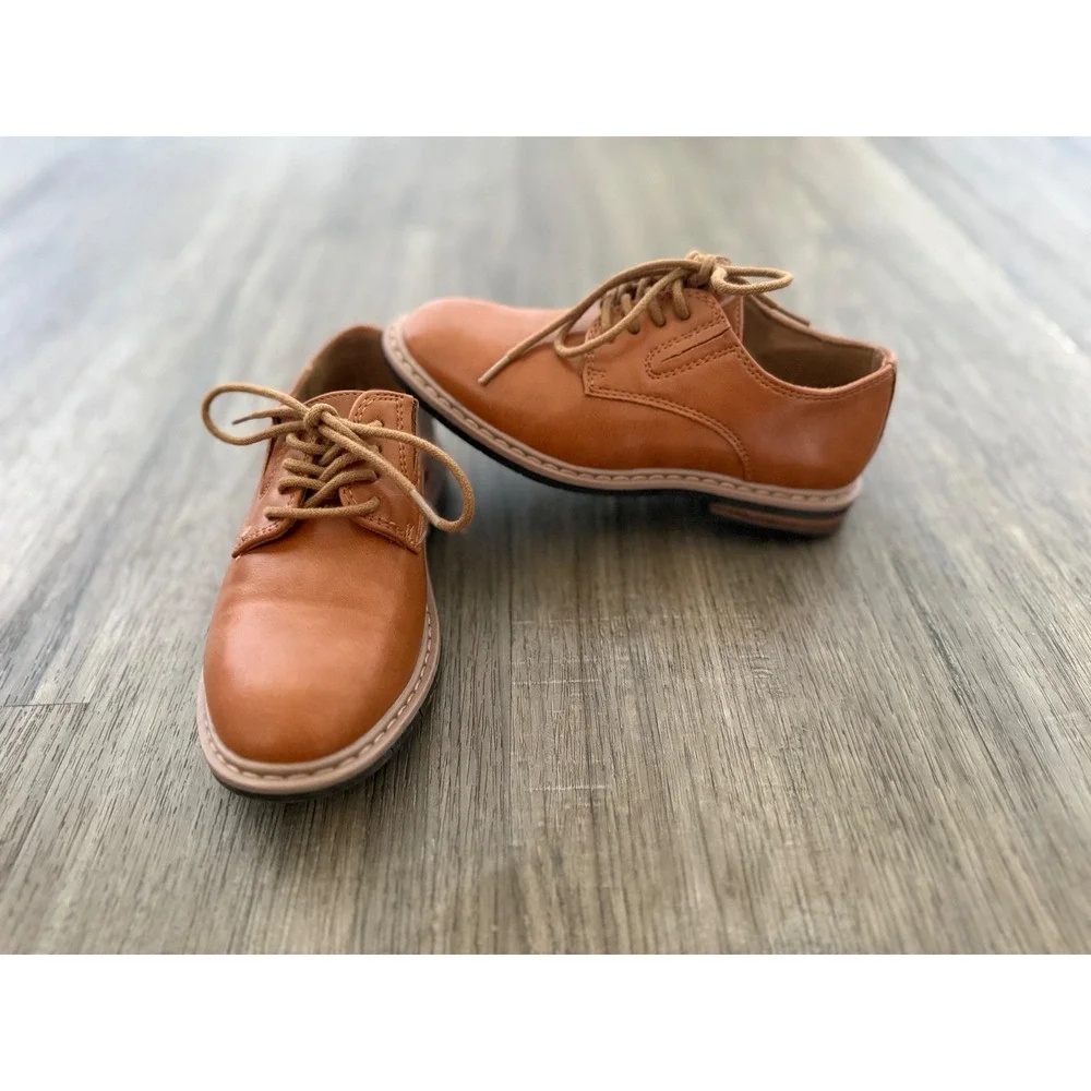 Kenneth Cole New York Boy's Size 11 Cognac Brown Derby Oxford Dress Shoe